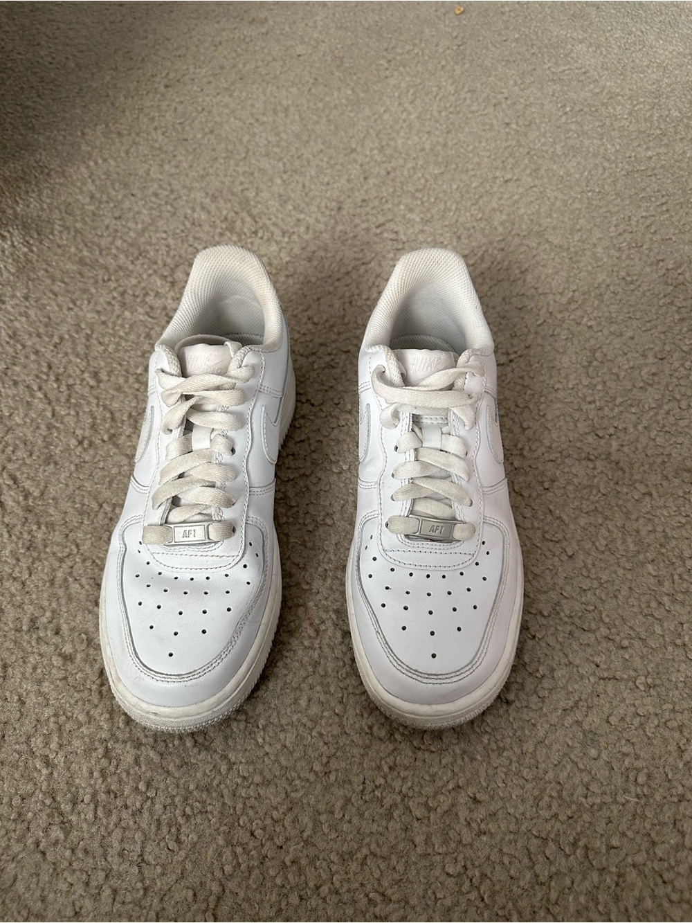 Nike Women's White Leather Low-Top Sneakers